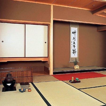 Hanatsubaki Кага Екстериор снимка